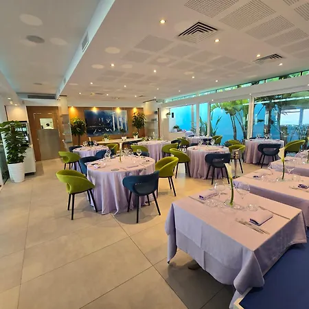 Valentino Hotel