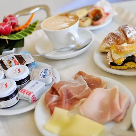 Valentino Hotell 4*